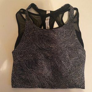 Lululemon Work-out top/bra - Like New / never worn (Size 2)